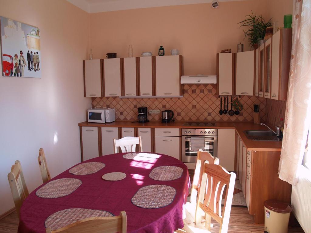 U Nas Leilighet Smržovka Rom bilde